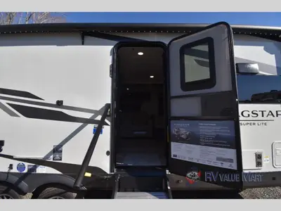 2026 Forest River RV Flagstaff Super Lite photo 4