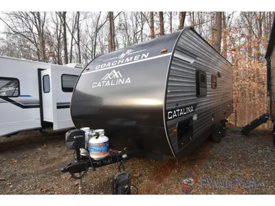 2026 Coachmen RV Catalina Summit Series 8 photo 2