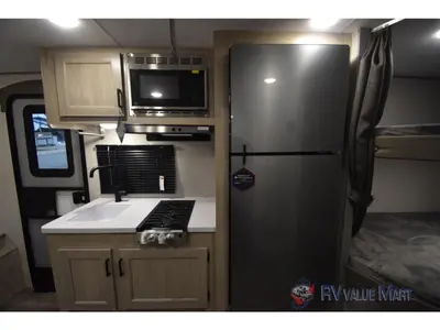 2026 Coachmen RV Catalina Summit Series 7 photo 23