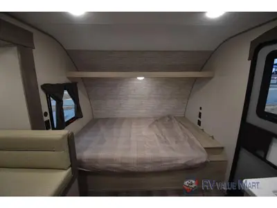 2026 Coachmen RV Catalina Summit Series 7 photo 8