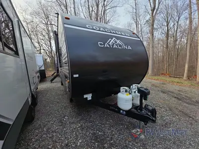 New 2026 Coachmen RV Catalina Summit Series 8 281QBUNK