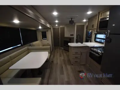 2026 Coachmen RV Catalina Legacy Edition photo 20