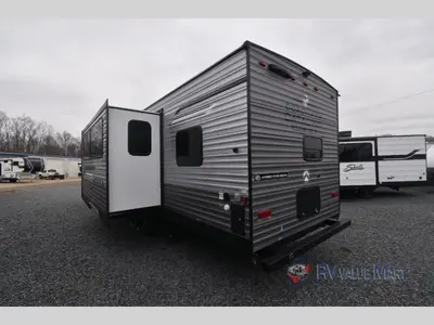 2026 Coachmen RV Catalina Legacy Edition photo 3