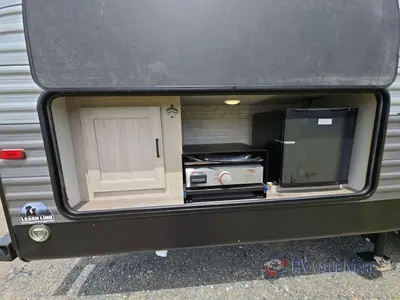 2026 Coachmen RV Catalina Legacy Edition photo 11