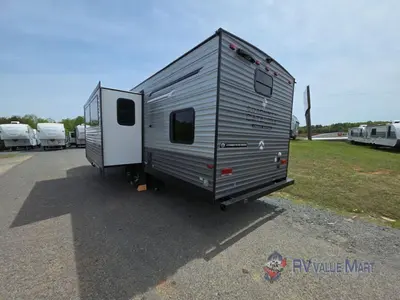 2026 Coachmen RV Catalina Legacy Edition photo 6