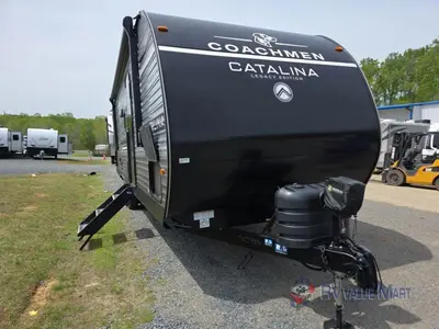 New 2026 Coachmen RV Catalina Legacy Edition 293QBCK