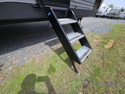 2026 Coachmen RV Catalina Legacy Edition photo 19