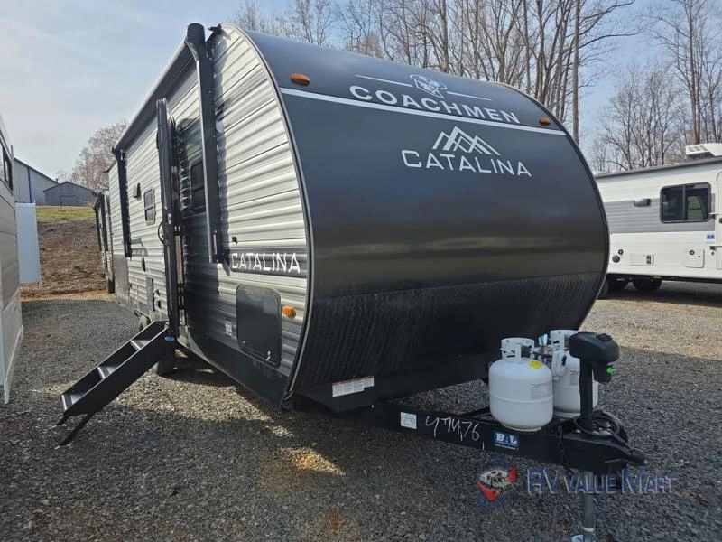 2026 Coachmen RV Catalina Summit Series 8 exterior