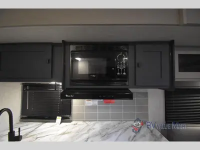 2024 Coachmen RV Apex Ultra-Lite photo 11