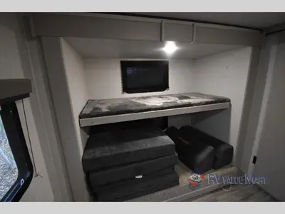 2024 Coachmen RV Apex Ultra-Lite photo 28