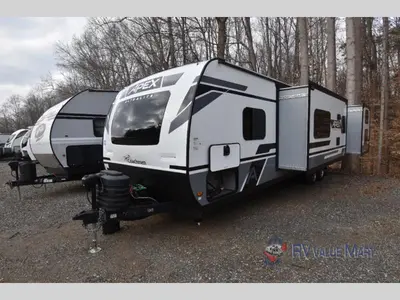 2024 Coachmen RV Apex Ultra-Lite photo 2