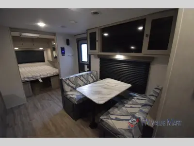 2024 Coachmen RV Apex Ultra-Lite photo 17
