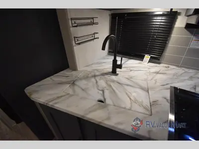 2024 Coachmen RV Apex Ultra-Lite photo 12