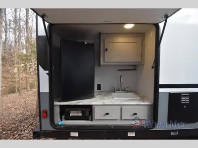 2024 Coachmen RV Apex Ultra-Lite photo 4