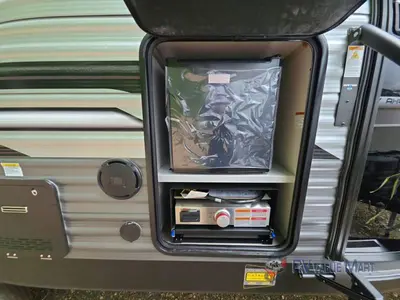 2026 Coachmen RV Catalina Legacy Edition photo 12