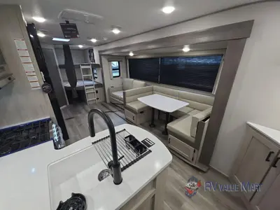 2026 Coachmen RV Catalina Legacy Edition photo 23