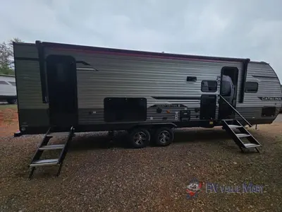 2026 Coachmen RV Catalina Legacy Edition photo 9
