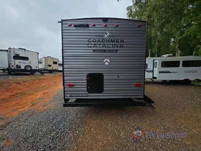 2026 Coachmen RV Catalina Legacy Edition photo 7