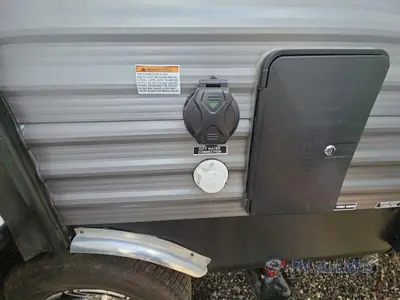 2025 Coachmen RV Catalina Legacy Edition photo 14