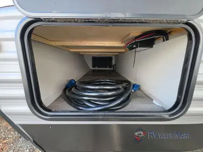2025 Coachmen RV Catalina Legacy Edition photo 13