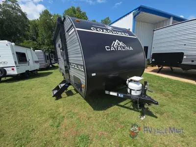 New 2026 Coachmen RV Catalina Summit Series 7 164BHX