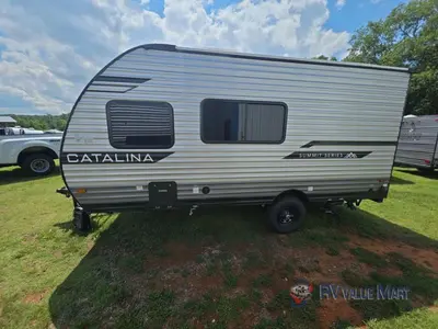 2026 Coachmen RV Catalina Summit Series 7 photo 5