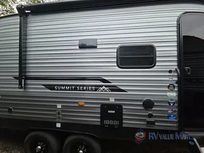 2026 Coachmen RV Catalina Summit Series 8 photo 9