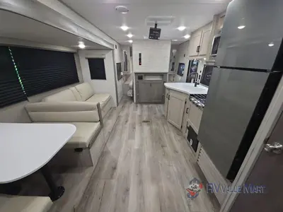 2026 Coachmen RV Catalina Summit Series 8 photo 22