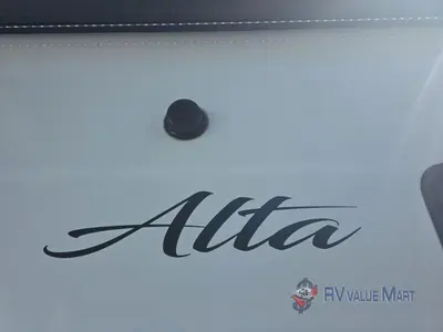 2022 EAST TO WEST Alta photo 20