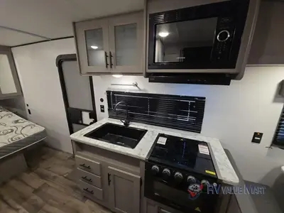 2024 Dutchmen RV Coleman Lantern LT Series photo 30