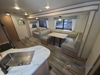2022 Prime Time RV Avenger photo 22