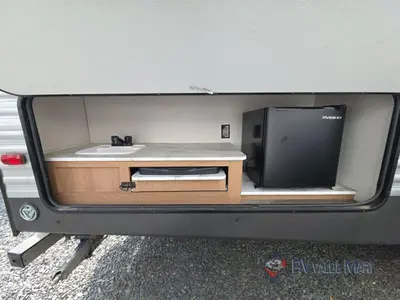 2022 Prime Time RV Avenger photo 11