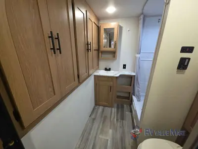 2022 Prime Time RV Avenger photo 29