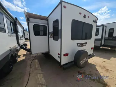 2023 Forest River RV Wildwood X-Lite photo 6