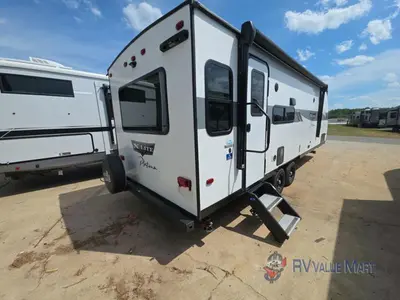 2023 Forest River RV Wildwood X-Lite photo 8
