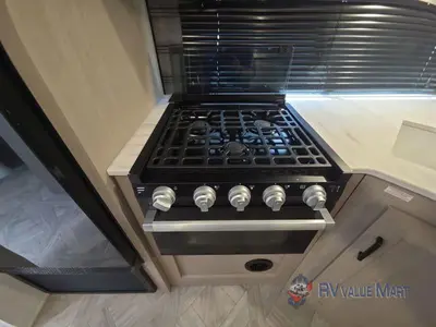 2023 Forest River RV Wildwood X-Lite photo 24