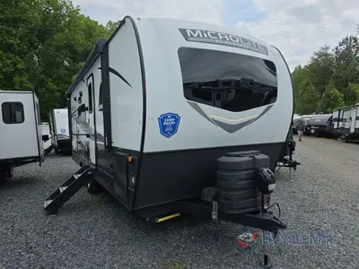Used 2024 Forest River RV Flagstaff Micro Lite 25BSDS