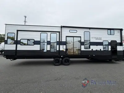 2026 Forest River RV Cherokee Timberwolf photo 9