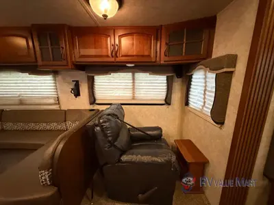 2014 Keystone RV Montana photo 11