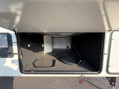 2014 Keystone RV Montana photo 7