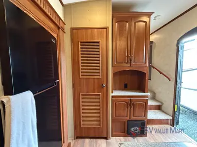 2014 Keystone RV Montana photo 16