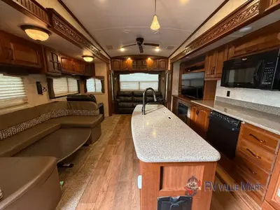 2014 Keystone RV Montana photo 9