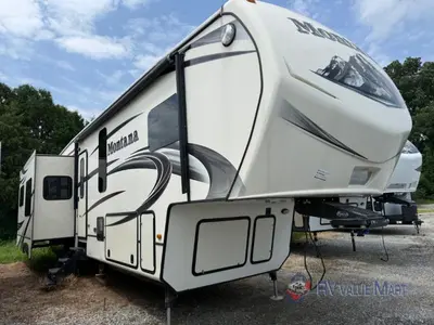 Used 2014 Keystone RV Montana 3610 RL