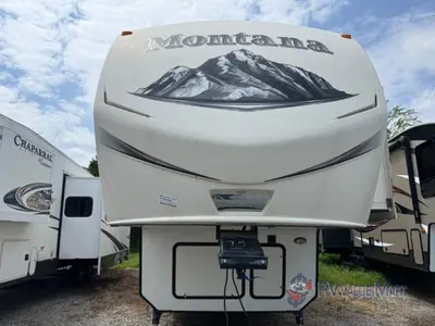 2014 Keystone RV Montana photo 2