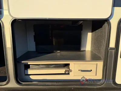 2021 Keystone RV Alpine photo 7