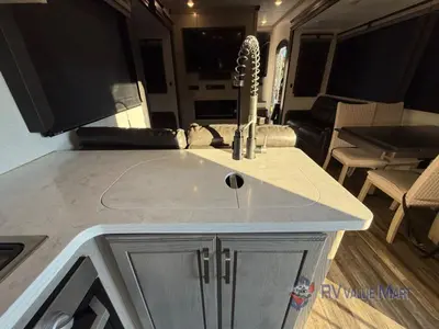 2021 Keystone RV Alpine photo 21