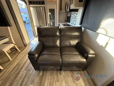 2021 Keystone RV Alpine photo 13