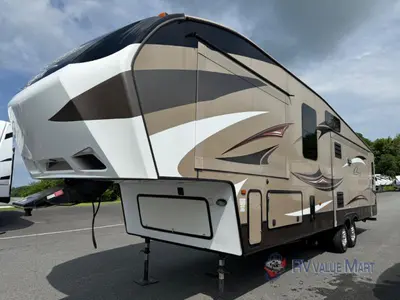 2015 Keystone RV Cougar photo 3