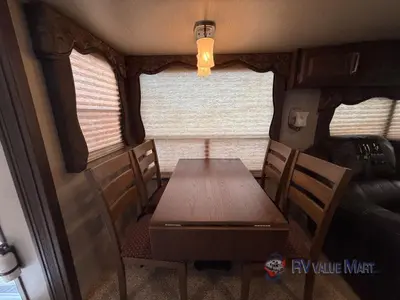 2015 Keystone RV Cougar photo 10