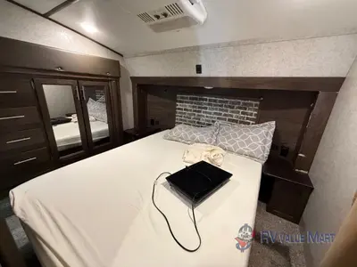 2018 Forest River RV Cherokee Arctic Wolf photo 21